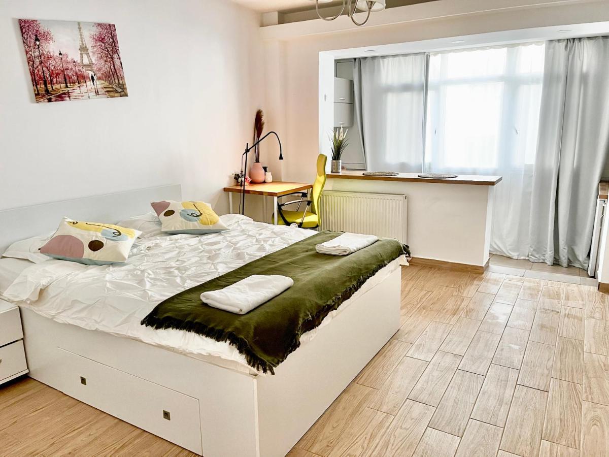 Victoriei Studio Bukarest Kültér fotó